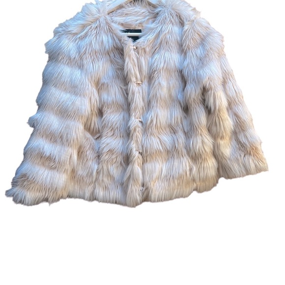 Mossimo Supply Co. Jackets & Blazers - Mossimo FAUX FUR COAT